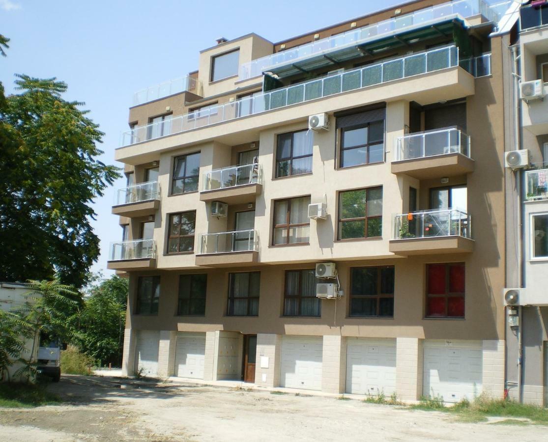 Park View Apartment Plovdiv With Parking المظهر الخارجي الصورة